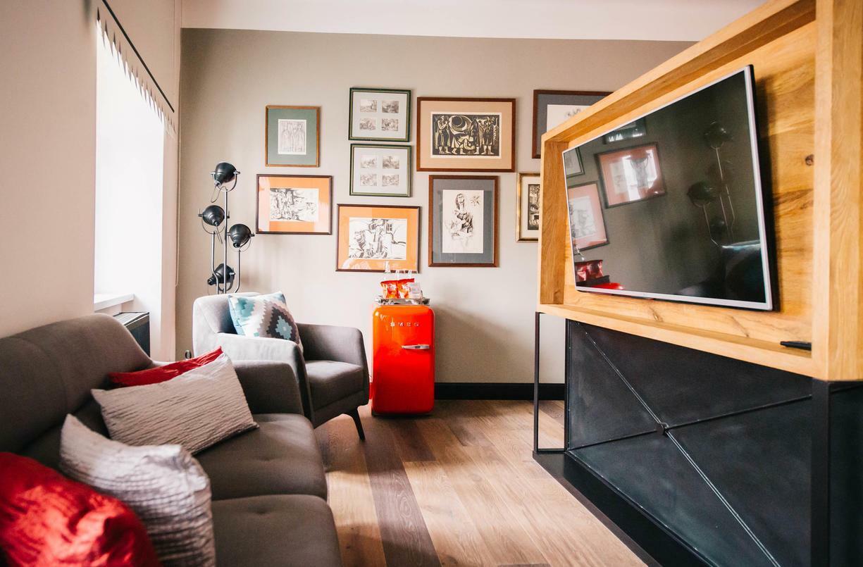 Hotel near Buda Castle - we look forward welcoming you at the most beautiful part of Budapest only a few minutes from the city centre in the Buda Castle Hhill Hotel near Buda Castle - Pest-Buda Hotel, Budapest's oldest hotel
